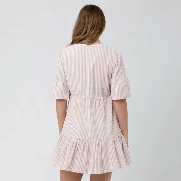 Tori Tiered Dress - Picture 3 of 5